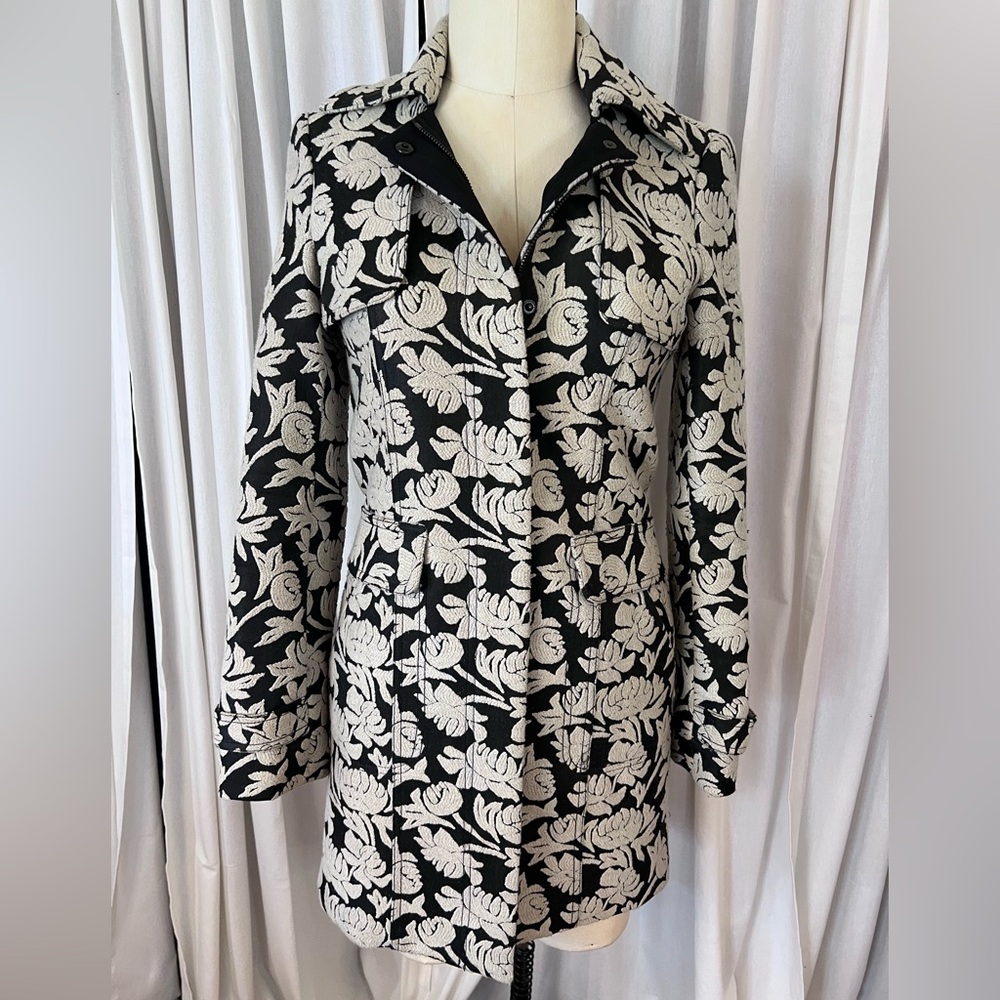 RACHEL Rachel Roy Black/white Floral Jacquard Coat
